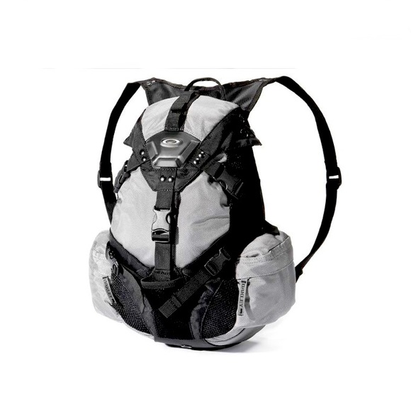 oakley small backpack
